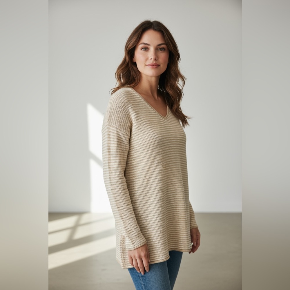 J. McLaughlin Cream V-Neck Sweater
